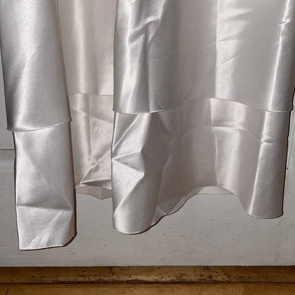 BCBG Haute white halter gown NWT size 8 - Picture 5 of 8